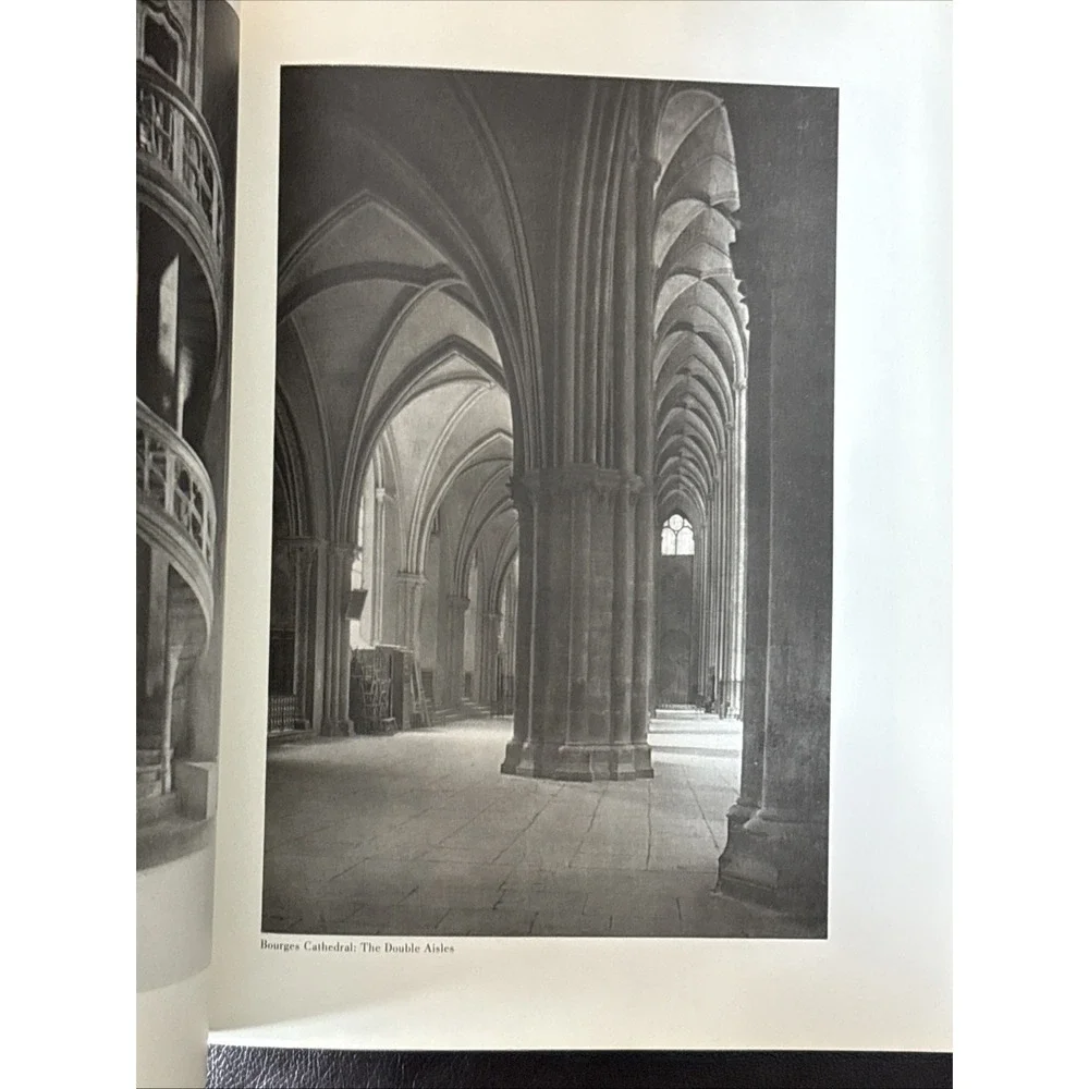 Frederick H. Evans: Photographer of the Majesty, Light,‎ and Space - Cathedrals